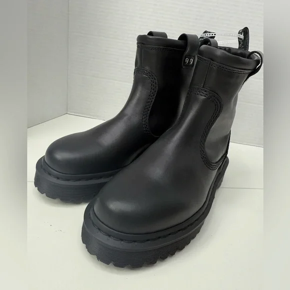 Dr. Martens Black Leather Boots size 7W / 6M - Picture 5 of 7